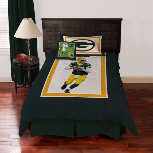 NFL Biggshots Bedding - Green Bay Packers Aaron Rodgers Comforter Set and Toss Pillow, Twin