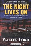 The Night Lives on (Charnwood Library)