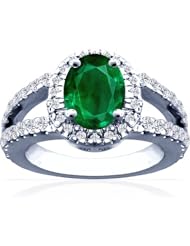 18K White Gold Oval Cut Emerald Ring With Sidestones