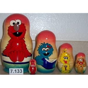 Sesame Street Elmo Russian Nesting doll 5 pc 6-7 in 7.133 by 