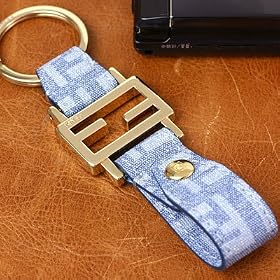 (FENDI/�t�F���f�B)���S�L�[�z���_�[(���C�g�u���[)