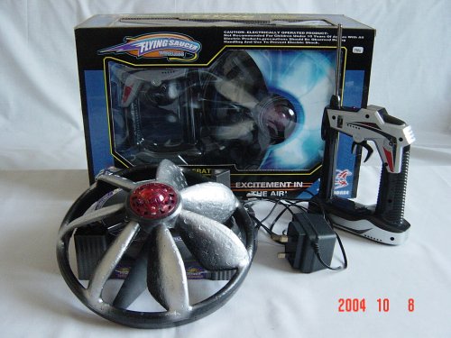Childrens Toyshop  Toys : R/C Flying Saucer