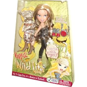 Bratz Wild Life Playset - Cloe with Collectible White Tiger, 2 Sets of Safari Outfits, 2 Pairs of Shoes, Binoculars, Canteen and Sunglasses