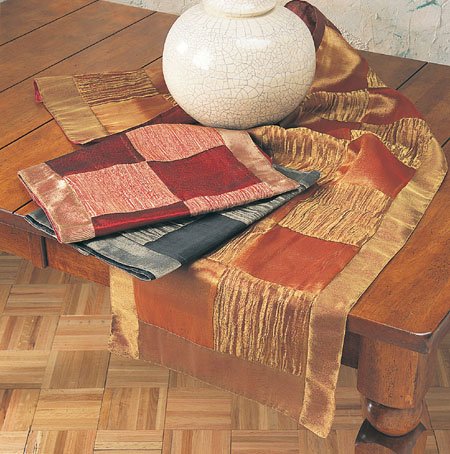 Crinkled Metallic Tissue Runner 16"x72" Oblong