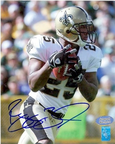 Reggie Bush Autographed/Hand Signed 8x10 Photo (New Orleans Saints) (Reggie Bush Hologram) Image 2