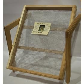 Songbird Cedar 16 in.x 20 in. Ground Feeder A Leg by Songbird Cedar