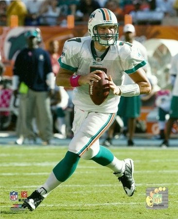 Chad Henne Miami Dolphins Rolling Out 8x10 Photo
