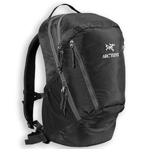 Amazon.com: Arc'teryx Mantis 26 Daypack - 1587cu in: Clothing
