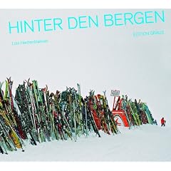 Hinter den Bergen
