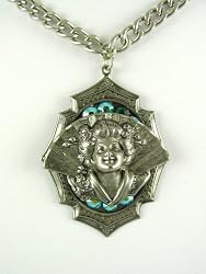 Small Rocker Jewelry Geisha Girl Pendant Geisha Necklace