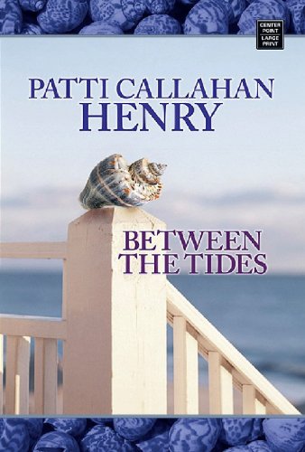 Between the Tides (Center Point Premier Fiction (Large Print))