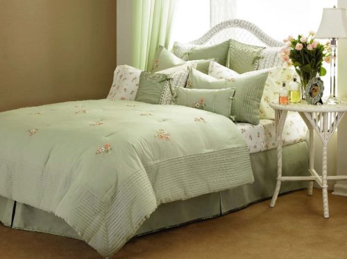 Laura Ashley Meredith Bedding Collection