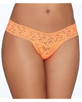 Hanky Panky Women's Signature Lace Low-Rise Thong Panty
