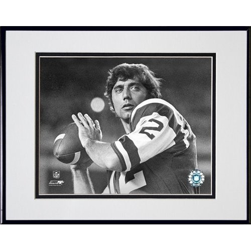 Photo File New York Jets Joe Namath Framed Photo