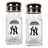 MLB New York Yankees Salt and Pepper Shaker Set