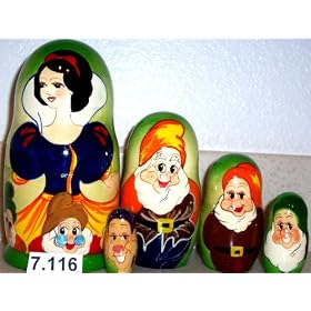 Russian Nesting Doll Snow White 5 Pc / 7 in #7.116