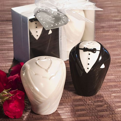Adorable Bride and Groom Salt and Pepper Shaker Favors Set of 32