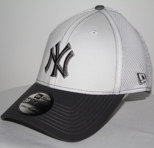 New York Yankees New Era 39THIRTY Blitz Neo Fitted Hat - Gray