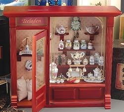 Reutter Porcelain Miniature Tea Shop Room Box Display