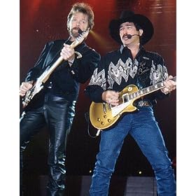 Buy Brooks and Dunn On Stage 8x10 Photo