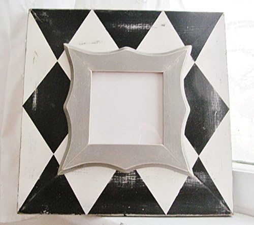 Shabby Chic Black and Vintage White Frame with Diamond Pattern and Wavy Trim