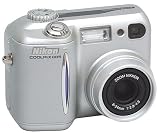 Nikon Coolpix L4 Digitalkamera (4 Megapixel)