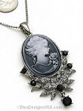 Gorgeous Vintage Antique Style Gray Rhinestones Cameo Pendant Necklace Fashion Jewelry