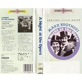 A Night at the Opera [VHS]
