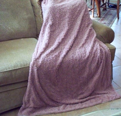 RARE Marlo Lorenz Wonderland Sequin Seal Faux Fur Decorative Throw 50"x70" (PINK / MAUVE)