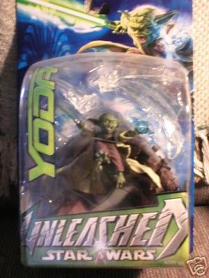 Star Wars Action Figure: Yoda Unleashed
