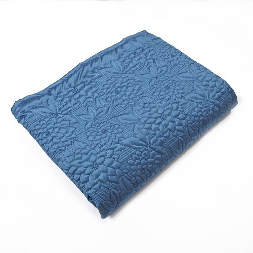Stylemaster Twill and Birch Gardenia Embroidered Quilted Bedspread, King, Marine
