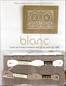 Blanc : Broderie traditionnelle au point de croix