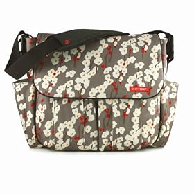 Skip Hop Dash Deluxe Cherry Bloom