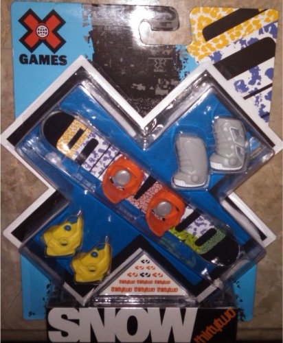X Games Fingerboard Snowboard 32 Eighties Snowboard / TM-Two Boots-image