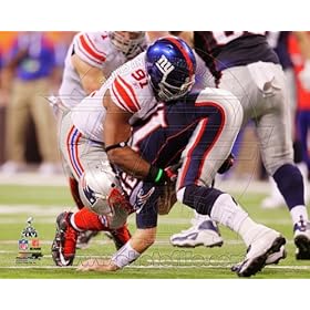  Justin Tuck - Super Bowl XLVI action NFL 8x10 Photo (New York Giants)