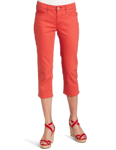 Levi's Women's Mid Rise Capri product image