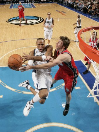 New Jersey Nets v Dallas Mavericks: Shawn Marion and Troy Murphy Photographic Poster Print by Glenn James, 24x32