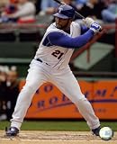 Milton Bradley Texas Rangers 8x10 Photo (2008 Batting White Jersey)