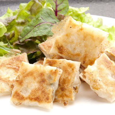 豚肉とキャベツの餃子　【四角餃子　珍包（ちんぱお）】