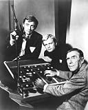 LEO G. CARROLL AS MR. ALEXANDER WAVERLY, DAVID MCCALLUM AS ILLYA KURYAKIN, ROBERT VAUGHN AS NAPOLEON SOLO FROM THE MAN FROM U.N.C.L.E. - Licensed Photo - Professional Photographic Print - Picture SIZE 10x8 (25x20cm)