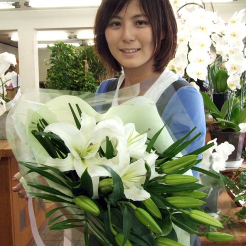花工房花贈りエーデルワイス フラワーギフト 白の大輪百合（ユリ）の花束２０リン以上母に贈る花束2009