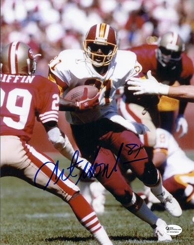 Art Monk Autographed/Hand Signed Washington Redskins 8x10 action Photo