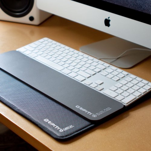 Grifiti Platform Slim Wrist Pad 17 Combines Deck 17 Lap Desk and