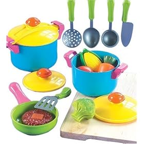  Small World Living Toys Young Chef Cookware Set
