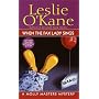 When the Fax Lady Sings: A Molly Masters Mystery (Molly Masters Mysteries)
