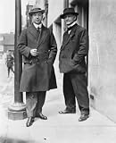  : 1914 HARRY HOUDINI ESCAPE ARTIST ON VACATION PHOTOGRAPH