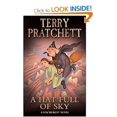 A Hat Full of Sky: (Discworld Novel 32) (Discworld Novels)