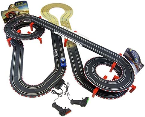World of Wheels 1:43 Scale 2 Car Slot Race Track, Black/Blue