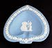 c1971 Wedgwood pale blue Jasper Ware one slot ashtray Spade shape acorn border