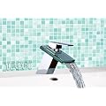 ELEGANTE WASSERFALL ARMATUR MIT KLARGLAS